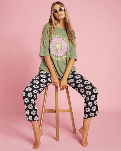 Billabong Islands In The Sun Oversized Graphic Boyfriend T-Shirt Army | MQVFL2319