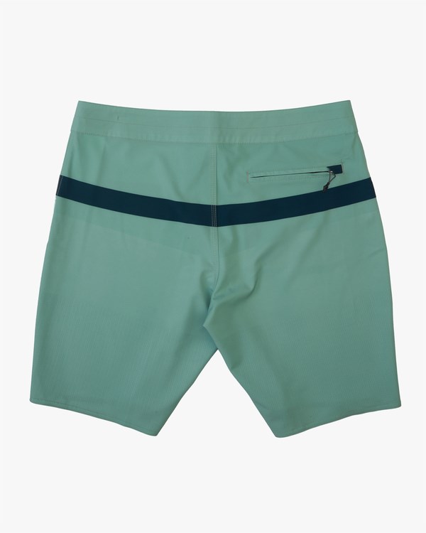 Billabong Momentum Airlite Boardshorts 19