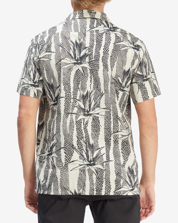 Billabong Sundays Vacay Short Sleeve Shirt Chino | NAXEF7056