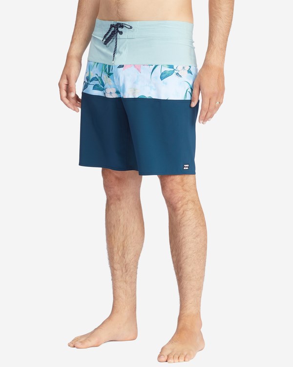 Billabong Tribong Pro Boardshorts 19